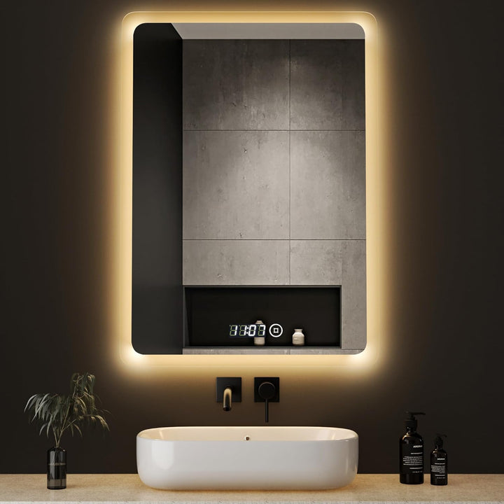 Boromal Badspiegel mit Uhr Badspiegel 50x70cm Badezimmerspiegel mit Beleuchtung 6500K Kaltweiss LED