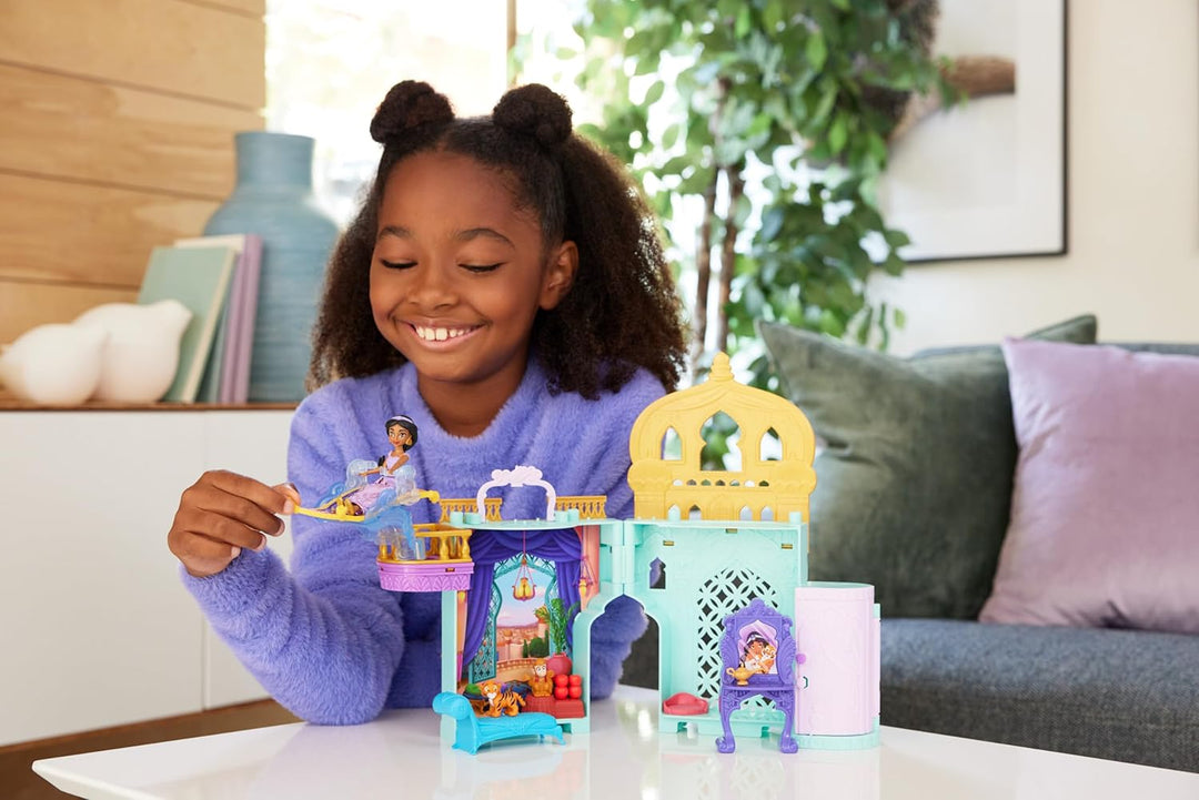 Mattel Disney Prinzessin-Spielzeug, Jasmins Stapelschloss Puppenhaus-Spielset mit kleiner Puppe, 2 F