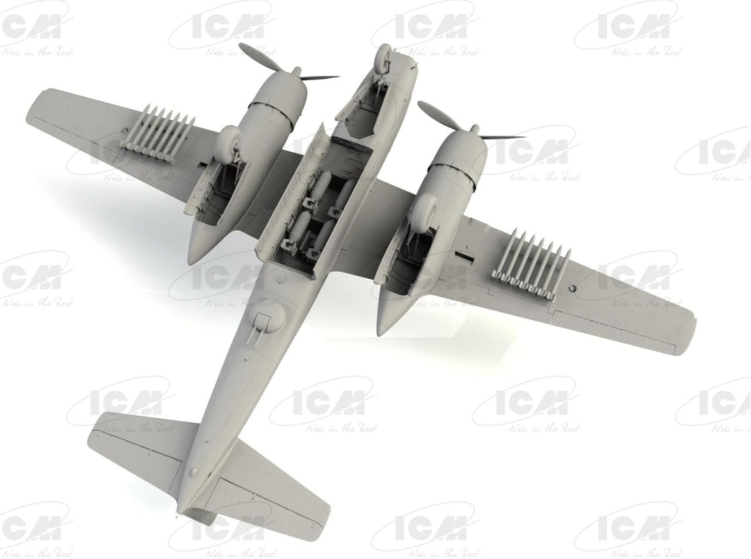 ICM ICM48284 1:48-B-26-50 Invader, Korean War American Bomber, grau, Mittel