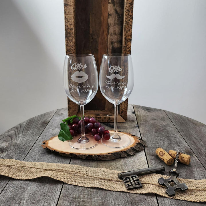 Geschenk zum Valentinstag – Wein Geschenksets – Weinglas mit Gravur 460ml – Hochzeitsgeschenke – Ges