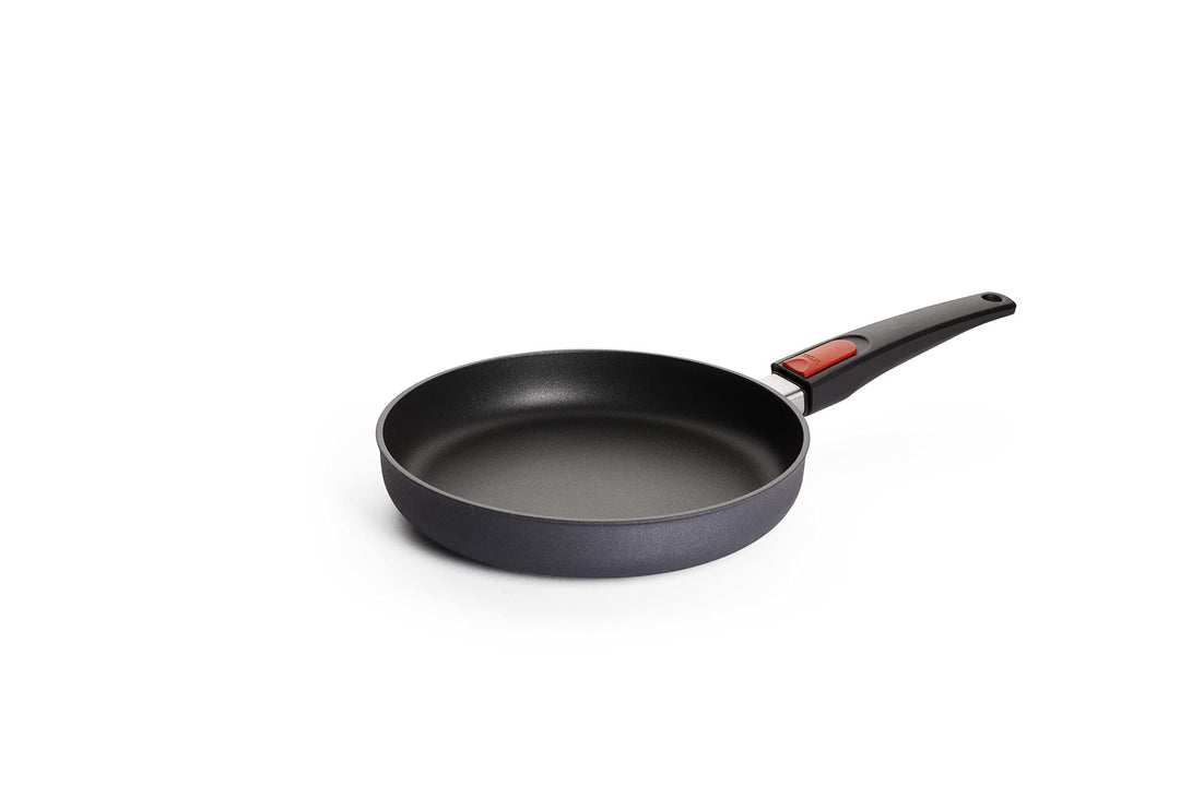 Woll Diamond Lite Flachpfanne, Ø 24 cm, 5 cm hoch, mit abnehmbarem Stiel - Geeignet für Ceran, Gas,