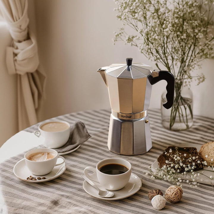 VonShef Espressokanne für den Herd, 600 ml Italienischer Espressokocher aus Aluminium für Gas- & Ele
