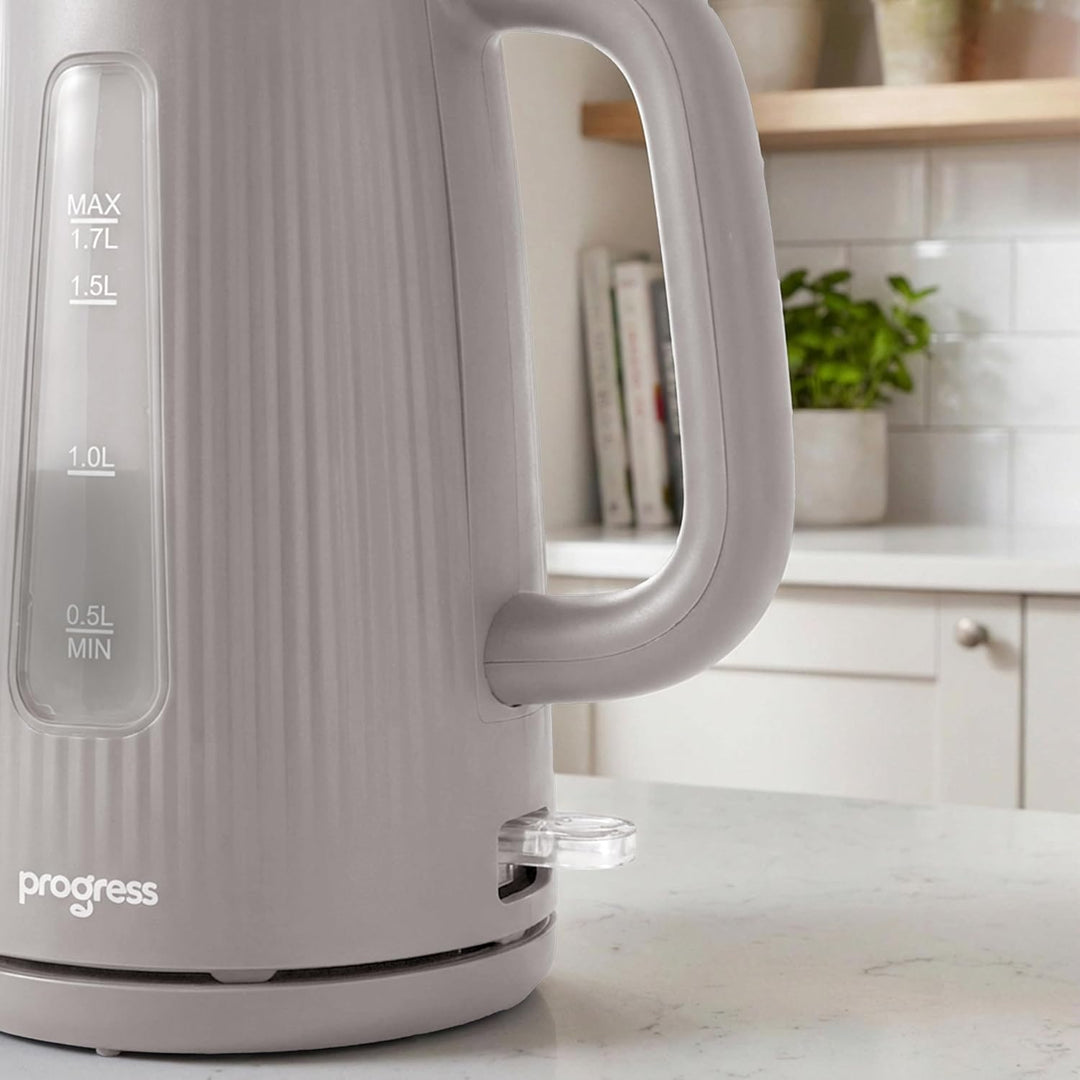 Progress Mellow Elektrischer Wasserkocher – 1,7 L Fassungsvermögen, Abnehmbarer Kalkfilter, 360°-Dre