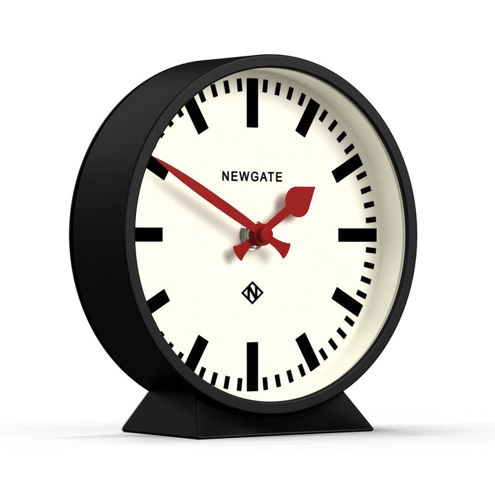 NEWGATE® M Kaminsims Eisenbahn schreibtischuhr | Modernes rundes bahnhofsuhr Design | Schwarz | Zeit