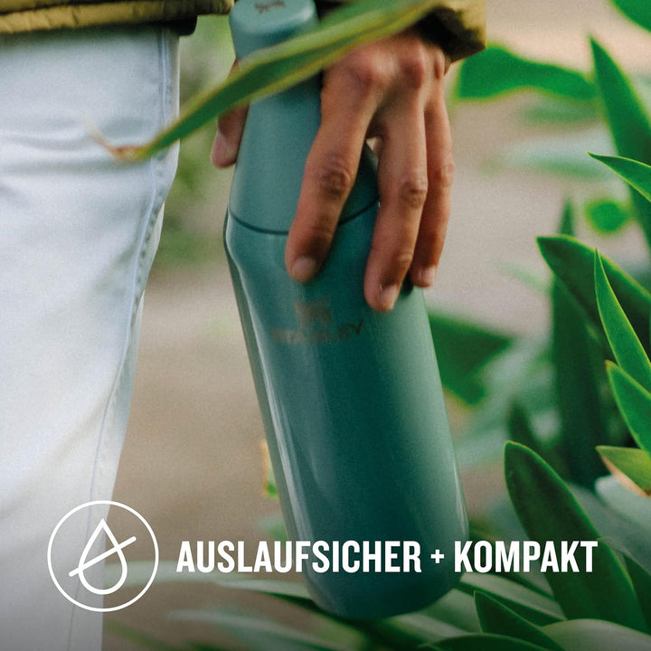 Stanley All Day Slim Trinkflasche Edelstahl 0.6L - Thermosflasche Kühlt 6 Stunden - 11 Stunden Eisge