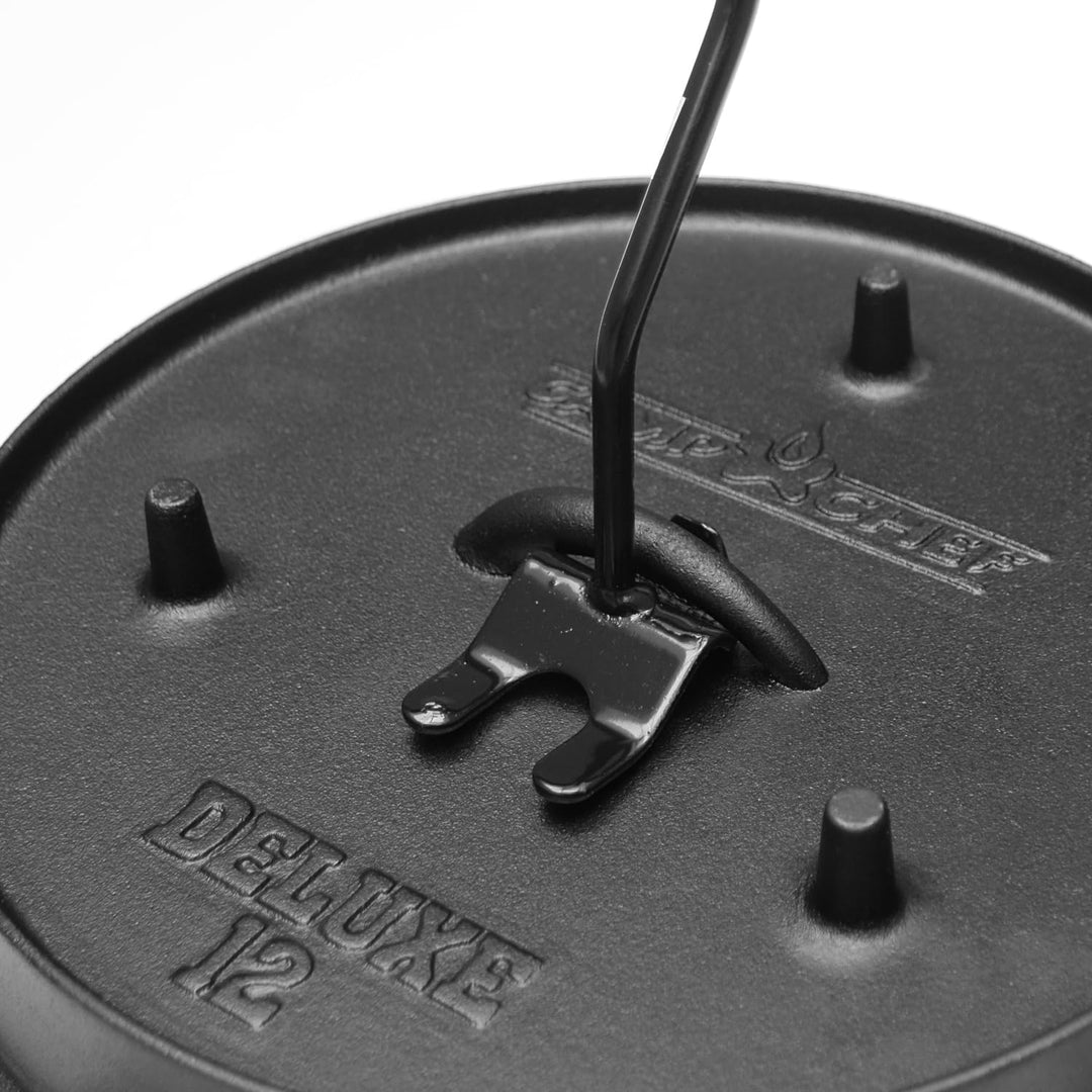 camp chef KS0861 Camp Chef Deluxe Dutch Oven DO-12 + TOM COCO Grill-Kokoskohlebriketts 2er-Pack