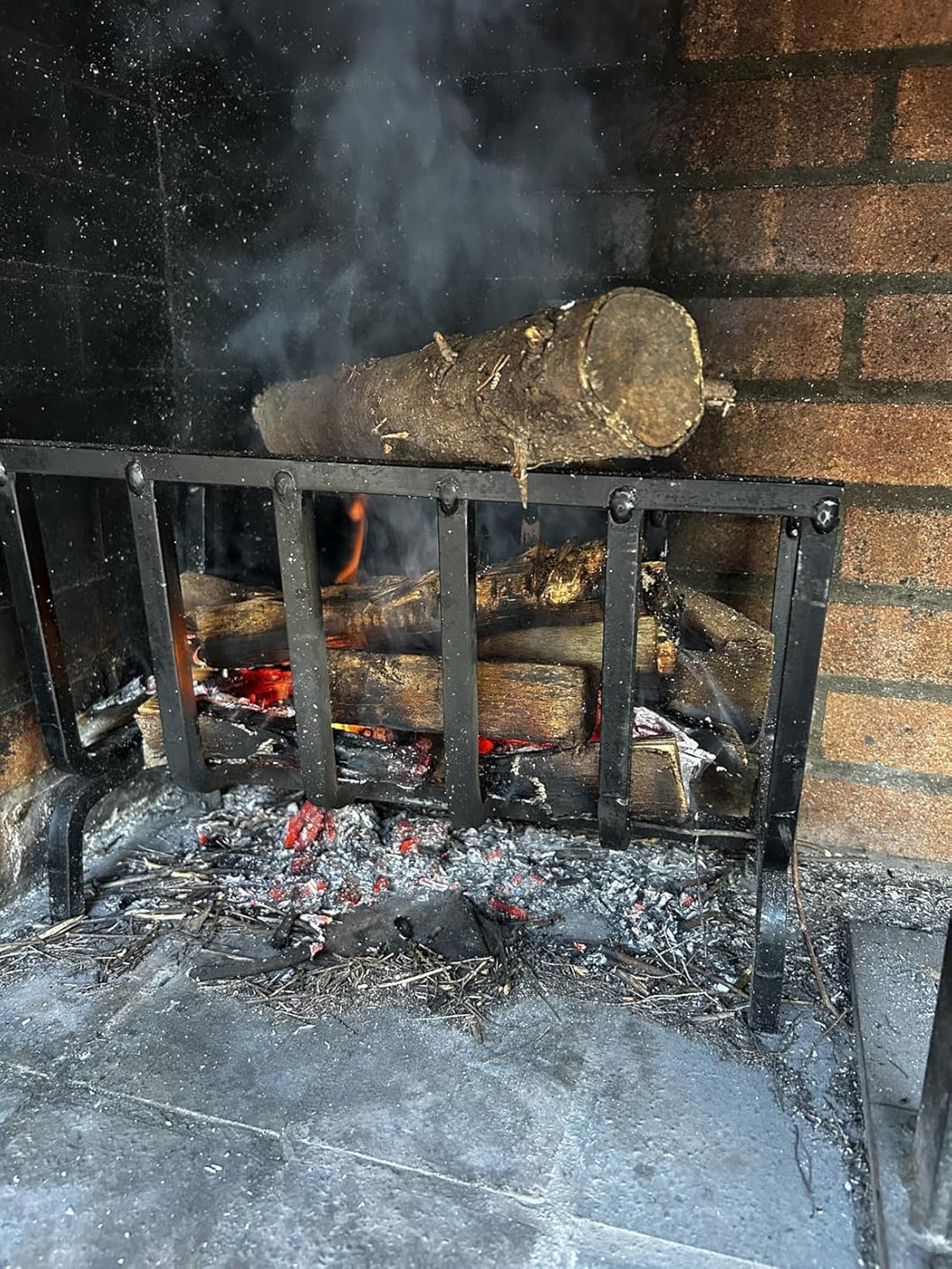 Brennholz, Kaminholzhalter, Eisen-Feuerschale für Kamin und Grill (40 x 20 x 28 cm) cm 40x20x28h, cm