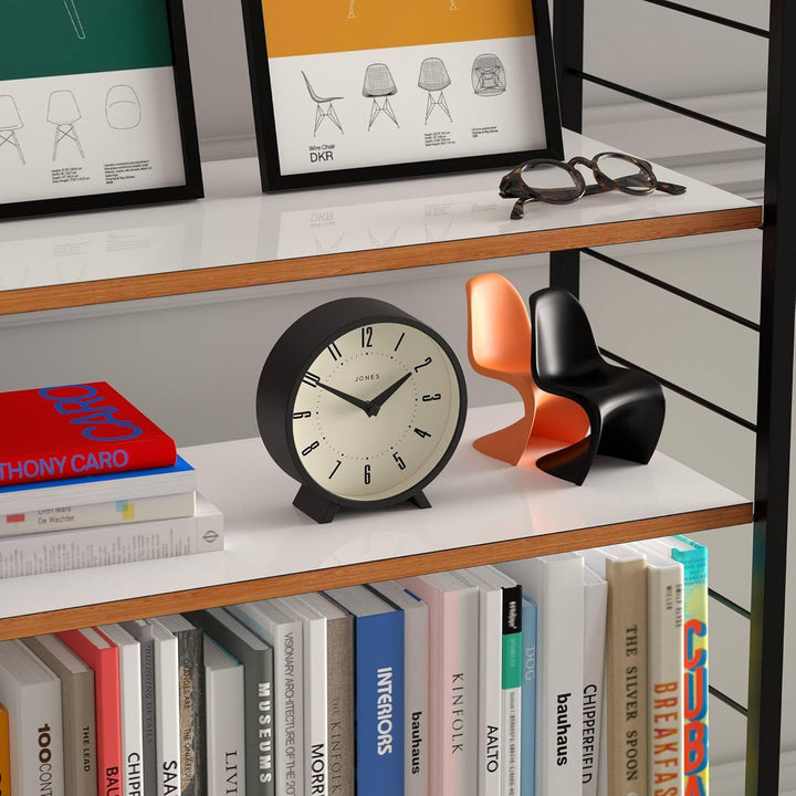 JONES CLOCKS® Venus schreibtischuhr | Modernes rundes Design | Schwarz | Stilvoller retrolook für Re