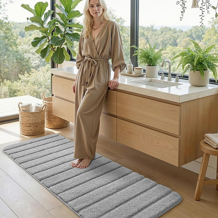 DEXI Badematte rutschfest 60 x 150 cm, Weich Badezimmerteppich Saugfähige Badteppich Waschbar Badvor