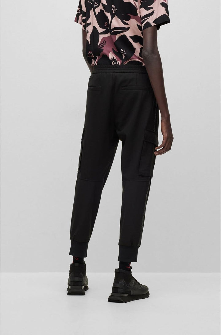 HUGO Herren Glavin231F1 Slim-Fit Cargohose mit Bundfalten 98 Black1, 98 Black1