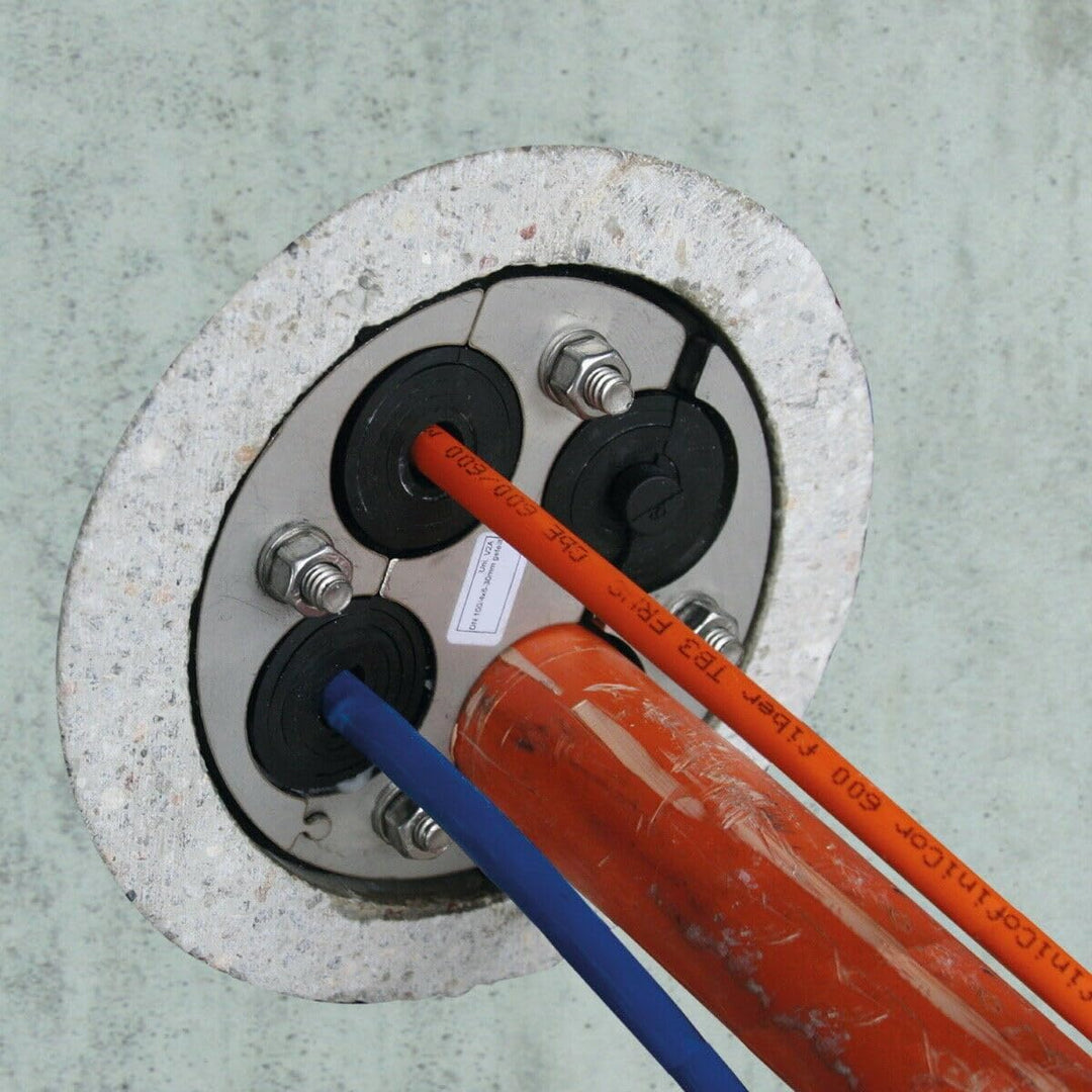 WITTKOWARE 100mm Mauerdurchführung (Ringraumdichtung), geteilt, für bis zu 4 Kabel/Rohre (4X 6-30mm)
