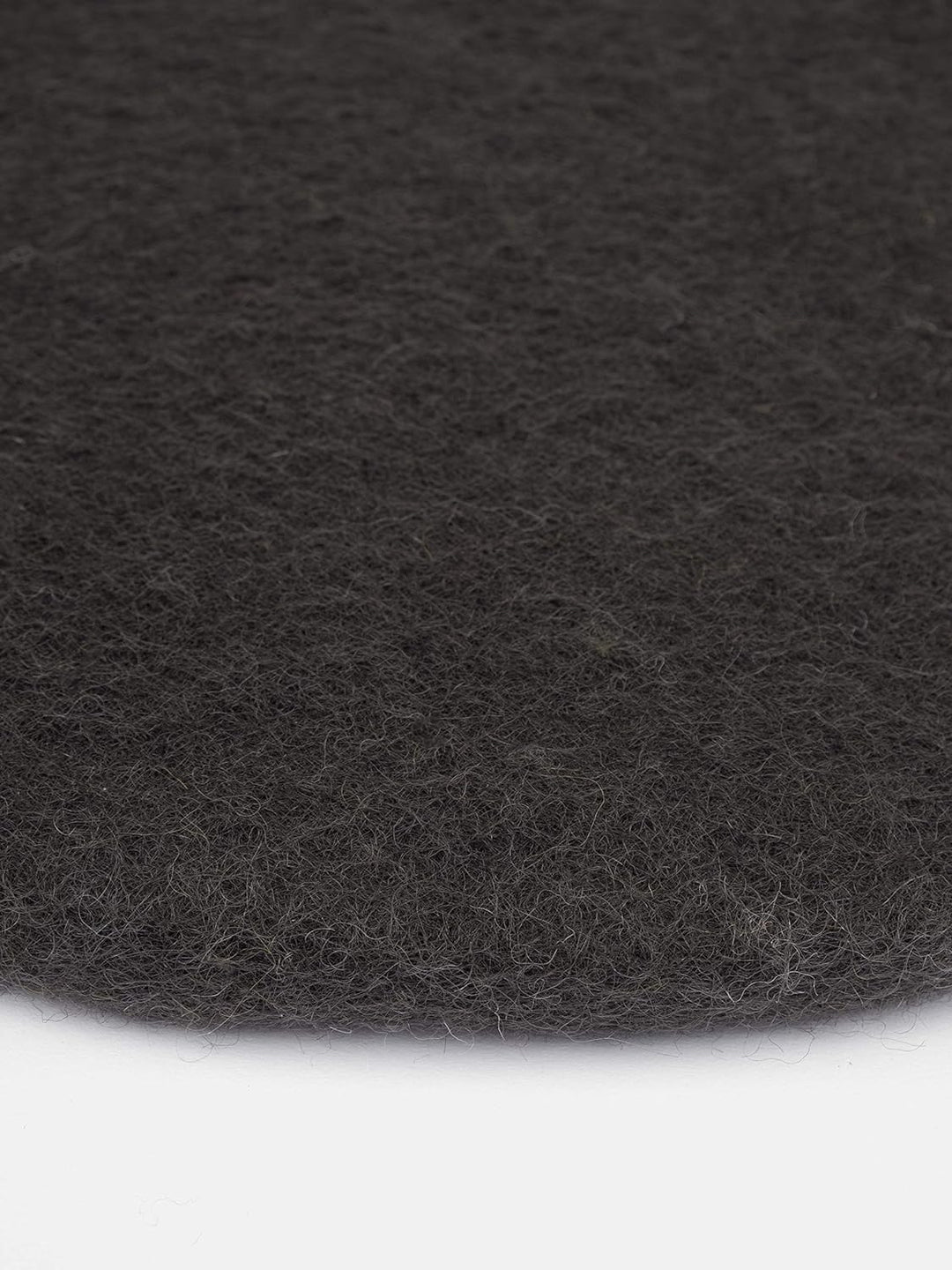 myfelt Flache Filz Sitzauflage, Filz Stuhlauflage - Kuno - rund, Ø 36 cm, Anthrazit, Anthrazit
