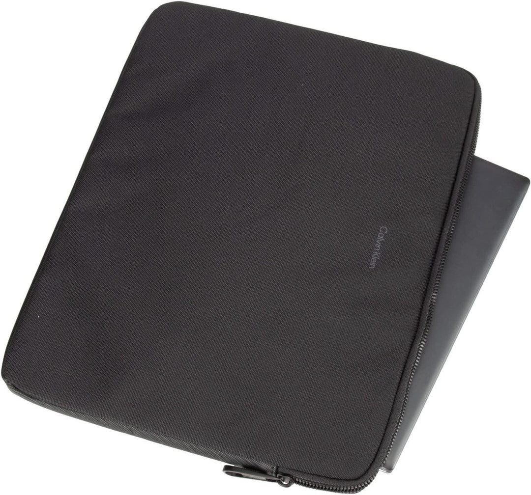 Calvin Klein Herren Remote Laptop Bag W/Sleeve Tasche, Ck Schwarz