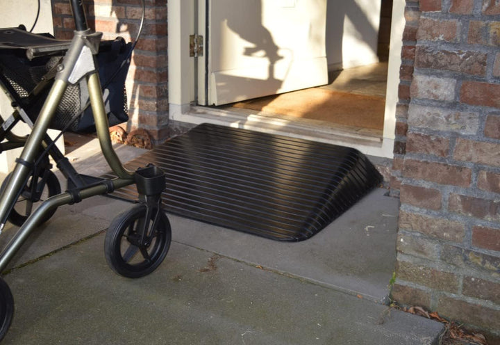 HomeCare Schwellenrampe | Türschwellenrampe | Rampe für Türschwellen (5 x 41 x 110 cm), 5 x 41 x 110