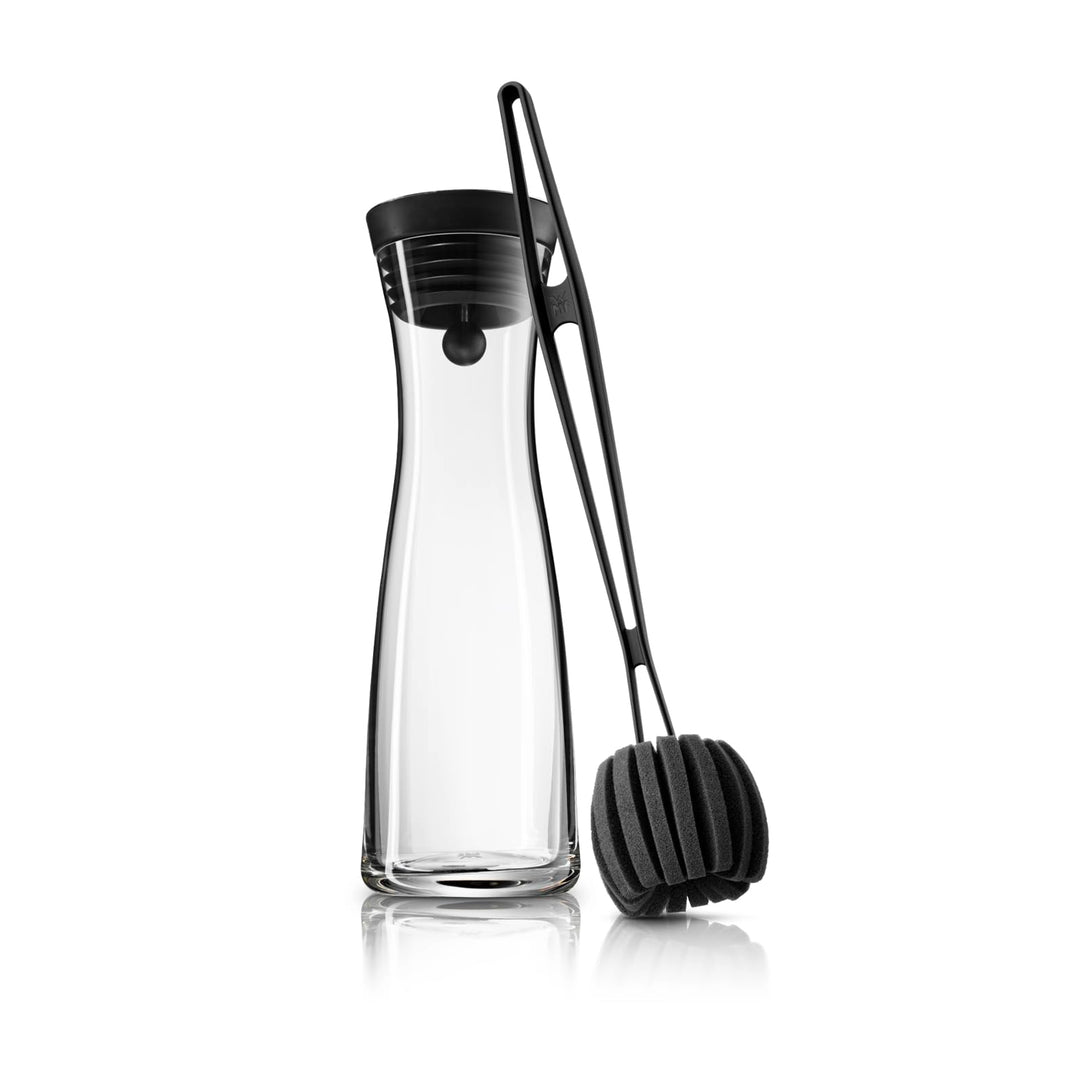 WMF Basic Wasserkaraffe mit Reinigungsbürste, Glas-Karaffe 1l, Silikondeckel, CloseUp-Verschluss, mi