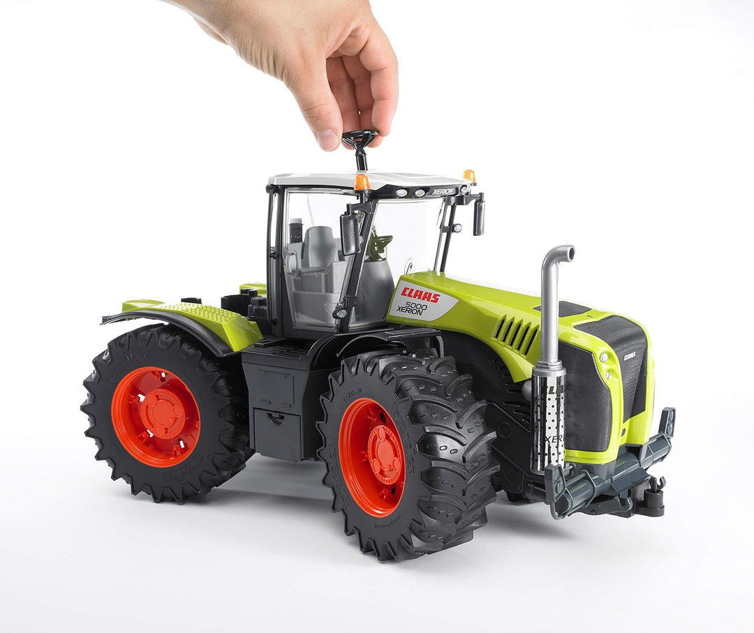 bruder - Tractor Claas Xerion 5000 (BR3015) grün 42,0 cm × 19,0 cm × 22,5 cm