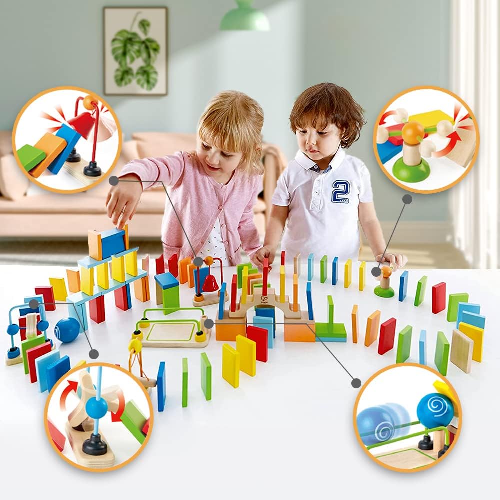 Hape Domino-Set aus Holz | Preisgekröntes Set aus Dominosteinen für Kinder, 107 stabile Dominosteine