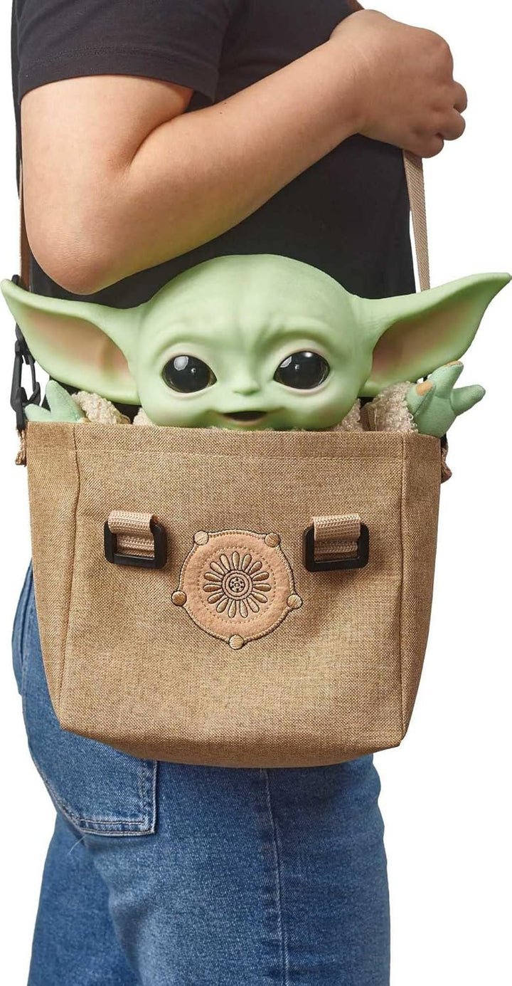 Mattel Disney Star Wars HBX33 - „The Child“ Plüschfigur (ca. 28 cm) aus „The Mandalorian“, zum Samme