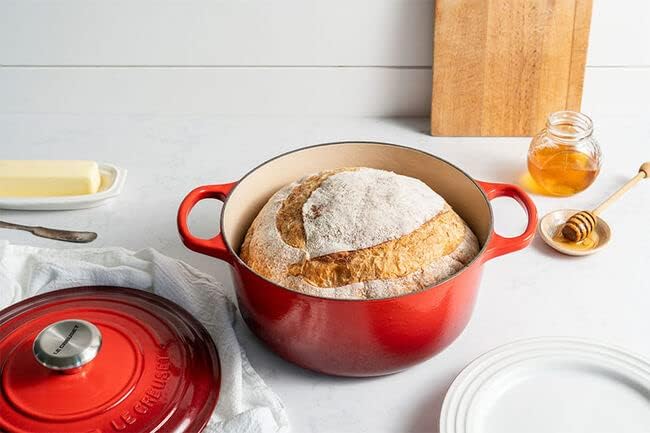 Le Creuset Signature Gusseisen-Bräter mit Deckel, Ø 22 cm, Rund, Für alle Herdarten und Induktion ge