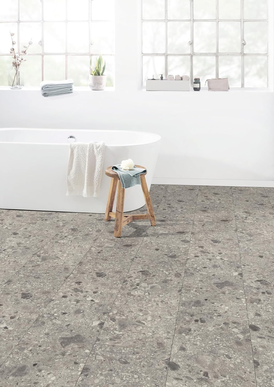 EGGER NatureSense Aqua Laminat ELF021 Triestino Terrazzo grau 1292x327x8mm (2,535m²) 2,535m² | Boden