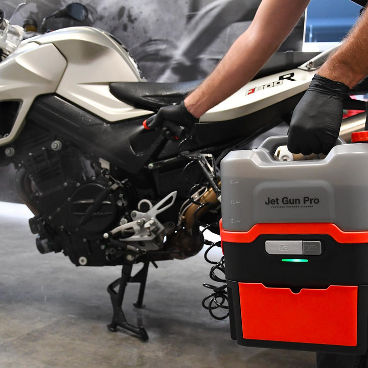 Errecom Jet Gun PRO+, Tragbarer akkubetriebener Hochdruckreiniger mit Zubehörschublade, 8 L Wasserta