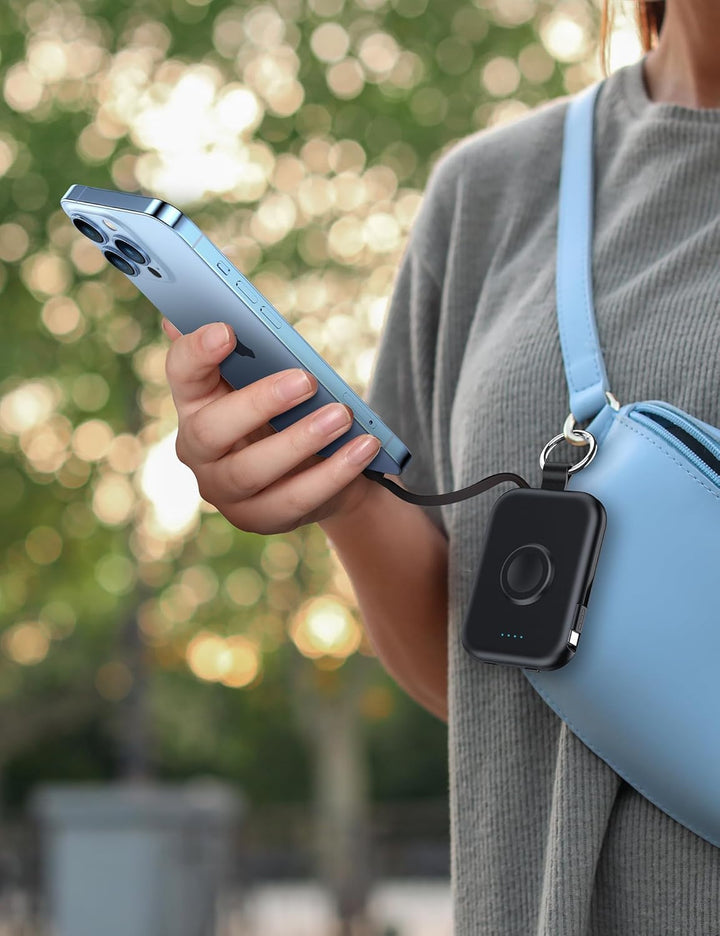 RORRY Power Bank, 5000mAh Powerbank mit Integriertem Kabel, Reise Portable Charger Schlüsselanhänger
