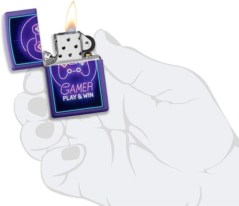 ZIPPO 49157 – Game Design Play & Win - Deep Purple Matte - Color Image- Sturmfeuerzeug, nachfüllbar,