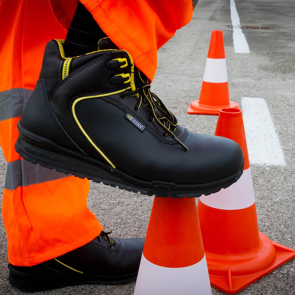 Cofra 78690-001.W41 BOHR S3 SRC Sicherheitsstiefel, Schwarz/Gelb, Grösse 41 41 EU, 41 EU