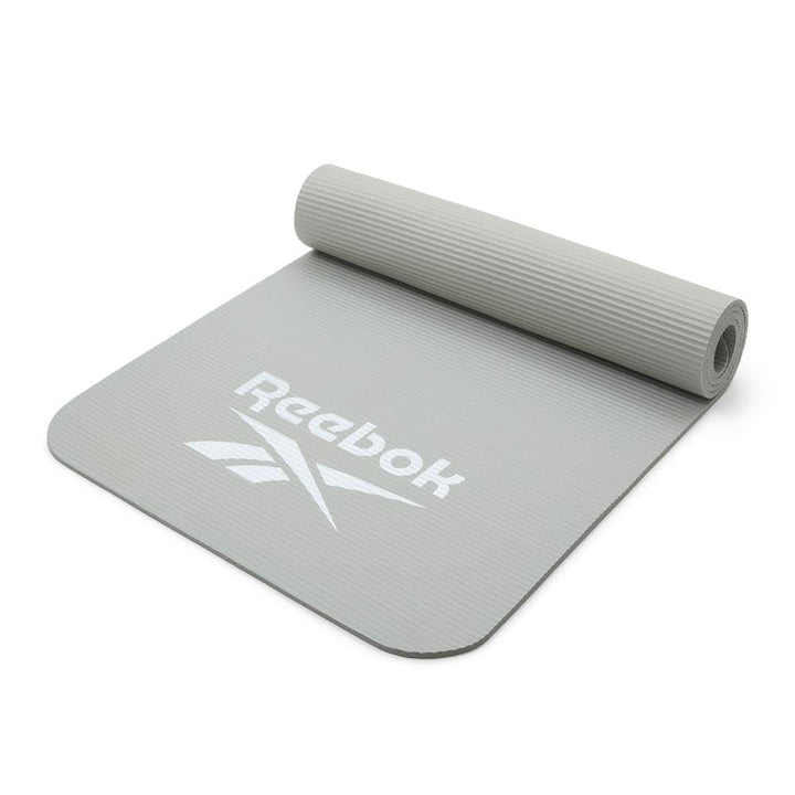 Reebok Trainingsmatte - Rutschfeste Gymnastikmatte aus natürlichem Gummi in 7mm, 10mm, 15mm und vers