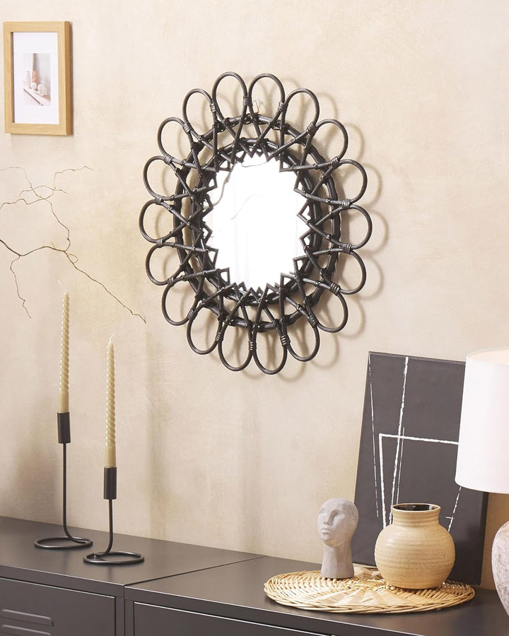Origineller Wandspiegel schwarz aus Rattan in Sonnenform rund Boho 60 cm Babai