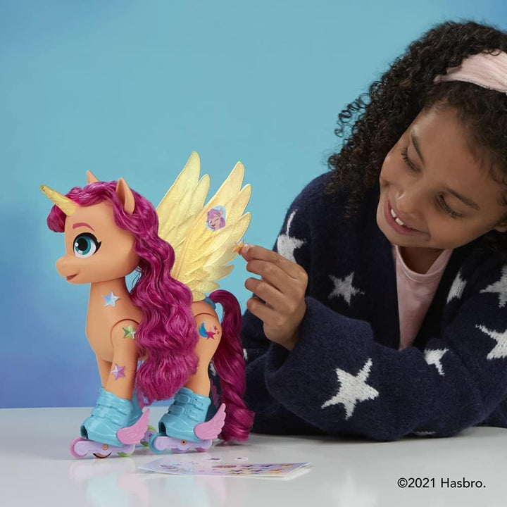 My Little Pony: A New Generation Sunny Starscout Rollers, 22,5 cm grosses Spielzeug mit 50 Reaktions