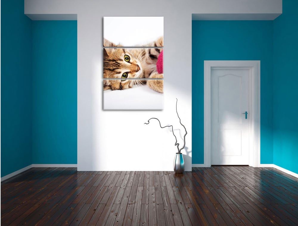 Pixxprint Kätzchen mit Wollknäuel als Leinwandbild/Grösse: 3 Teilig (120x80) cm/Wandbild/Kunstdruck/