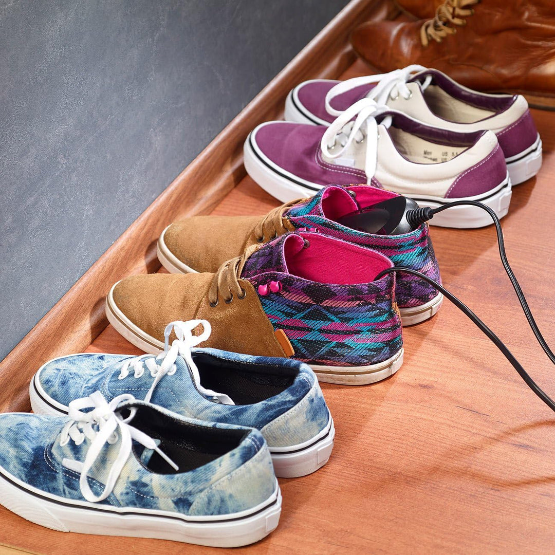 infactory Elektrische Schuhwärmer: 4er-Set elektrische Schuhtrockner mit UV-Licht (UV Licht Schuhe,