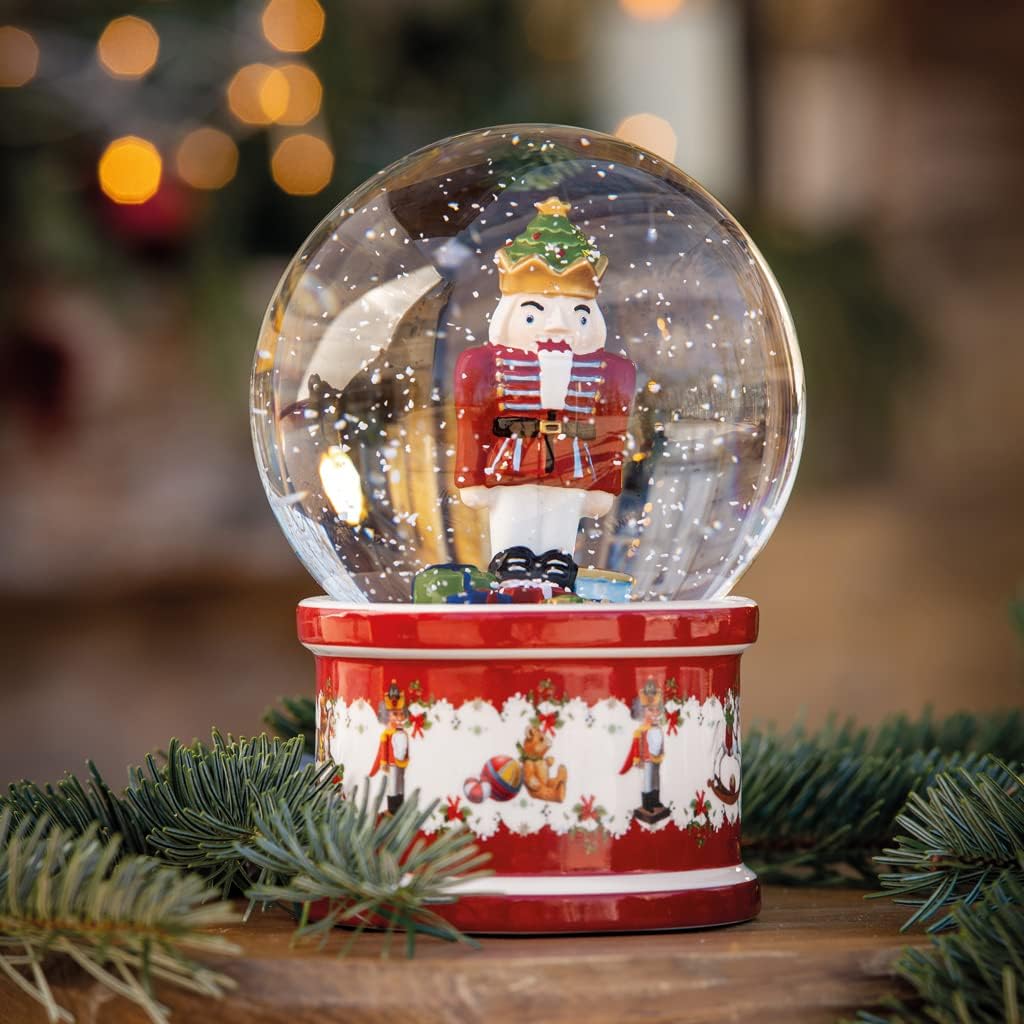 Villeroy & Boch - Christmas Toys, Schneekugel gross, Nussknacker, 13 x 13 x17cm, Porzellan/Glas, Meh