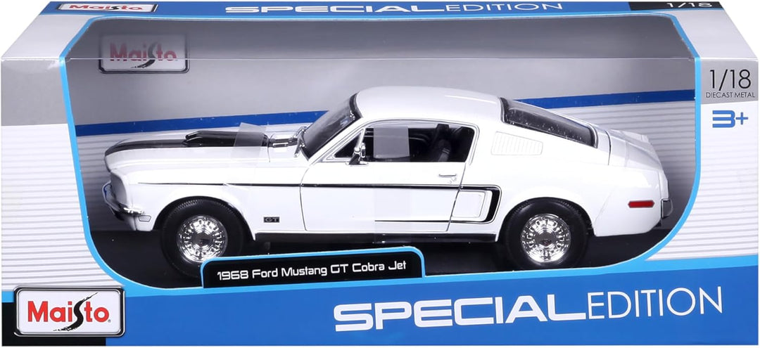 Maisto Ford Mustang GT Cobra Jet: Modellauto mit Federung, Massstab 1:18, Türen und Motorhaube beweg