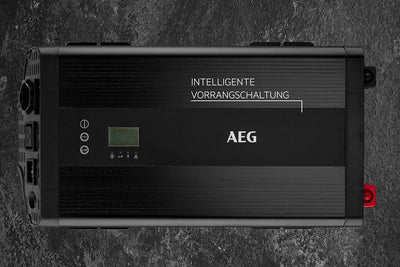 AEG Automotive Sinus-Spannungswandler 2000 W, 12 V DC auf 230 V AC, mit App-Steuerung, Netzvorrangsc