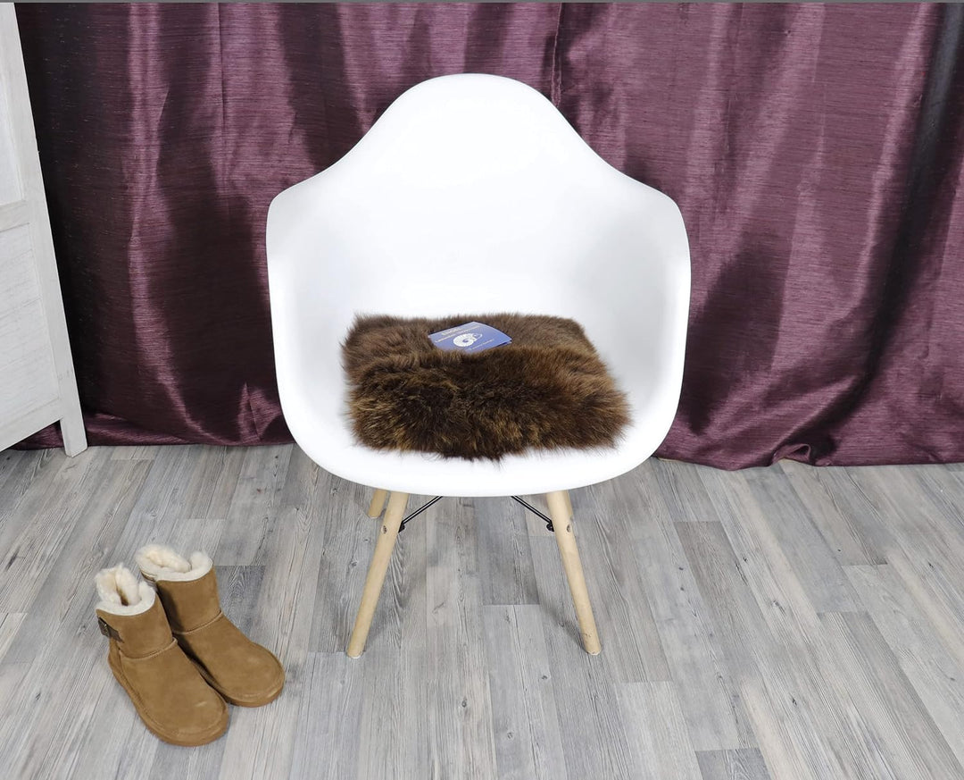 Reissner Lammfelle Sitzauflage DIANA-40-MOC aus Schaffell hochwollig quadratisch 40x40cm Mocca