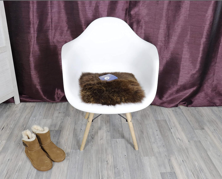 Reissner Lammfelle Sitzauflage DIANA-40-MOC aus Schaffell hochwollig quadratisch 40x40cm Mocca
