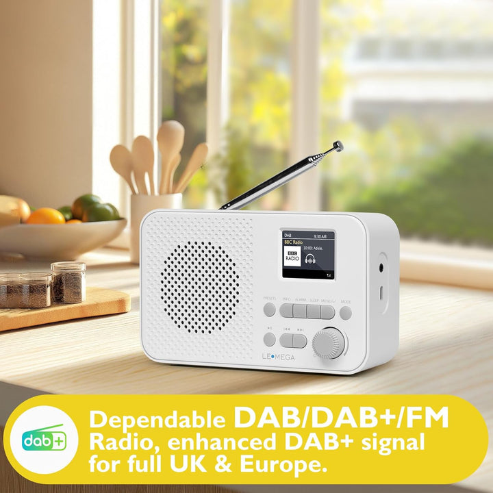 Tragbares DAB+-Radio mit Bluetooth | Wiederaufladbarer Akku mit 15 Stunden Spielzeit oder Netzbetrie