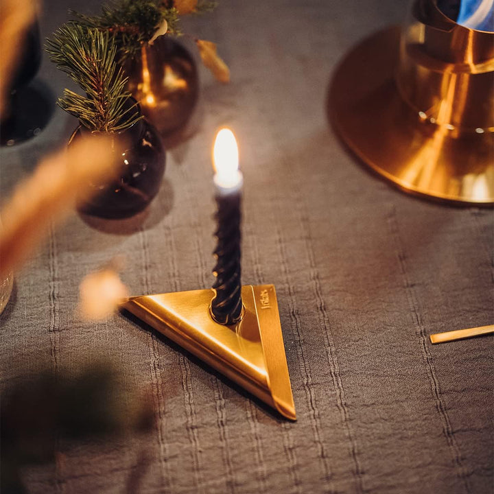 höfats - Square Candle - Kerzenhalter aus Edelstahl für Stabkerze 20-24mm - Kerzenständer in Gold -