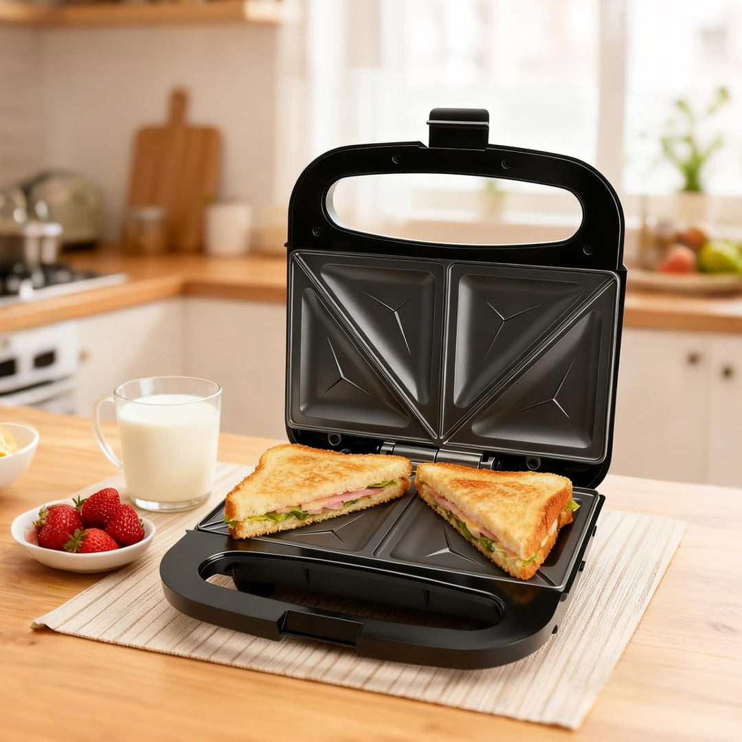 Sandwichmaker, 750W Sandwichtoaster, Antihaft-Beschichtung, Aufwärm-Anzeige, Cool Touch Gehäuse, Ide