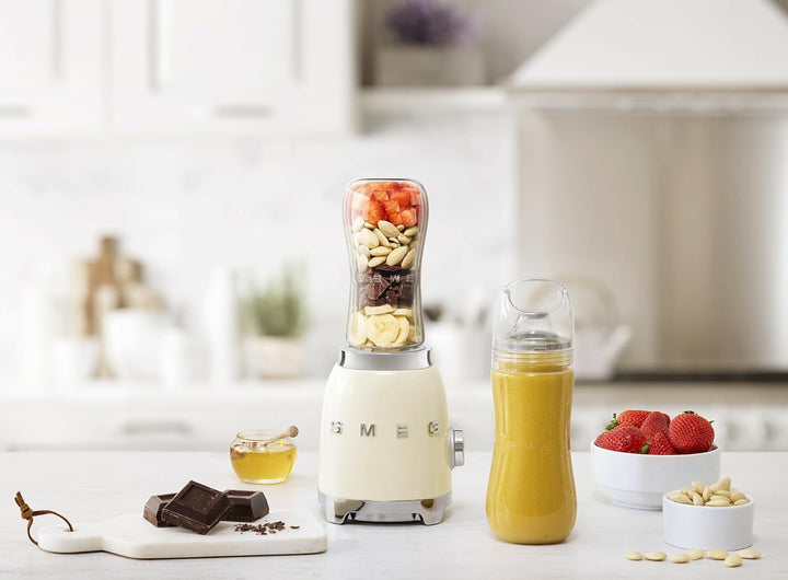 SMEG - Mini Liquidificadora Anni50, Creme PBF01CREU, Creme