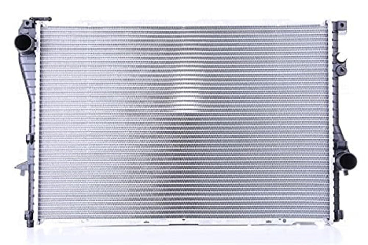 Nissens 60752A Kühler, Motorkühlung