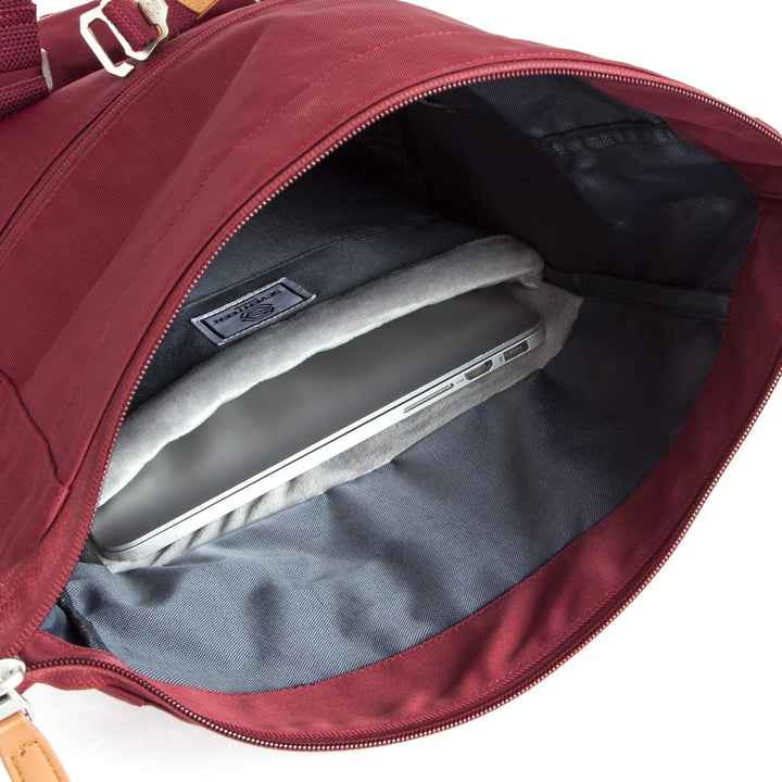 SEVENTEEN LONDON – Moderner und stilvoller ‘Canary Wharf’ Rucksack mit einem klassischen gefalteten