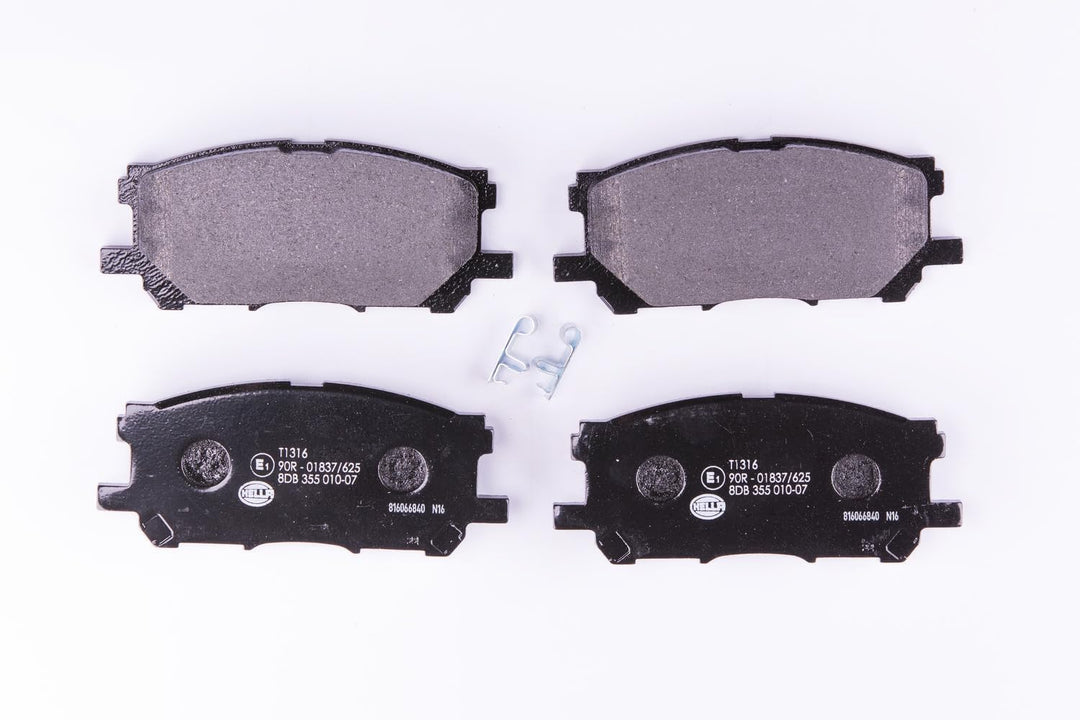 HELLA PAGID 8DB 355 010-071 Bremsbelagsatz - T1316 - Dicke/Stärke: 17mm - Bremssystem: Akebono - nic
