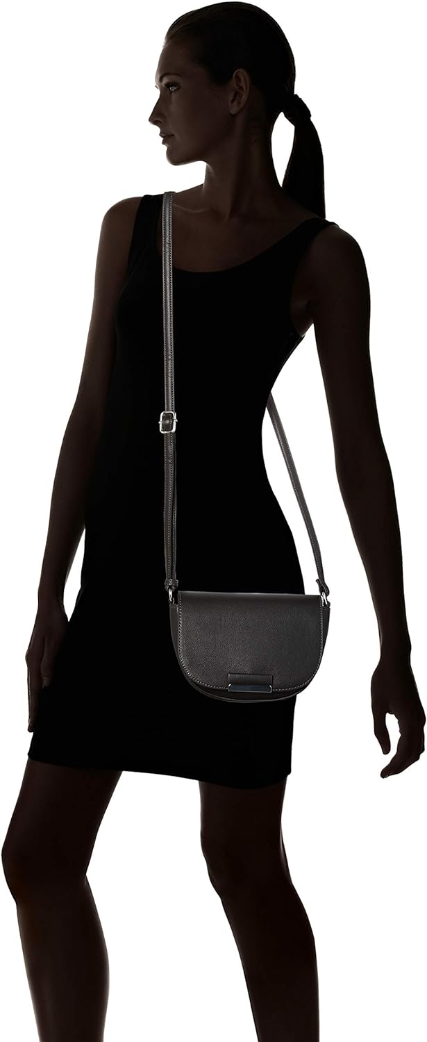 TOM TAILOR Denim Damen Taschen & Geldbörsen Überschlagtasche MADRID Schwarz 24,5 x 8 x 16, Schwarz 2