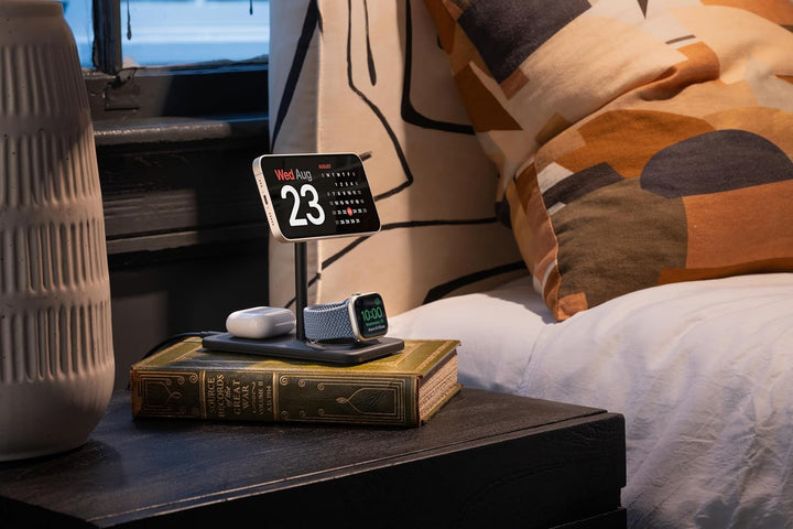 Twelve South HiRise 3 Deluxe | Compact Luxury MagSafe Stand for iPhone, AirPods and Apple Watch, Sch