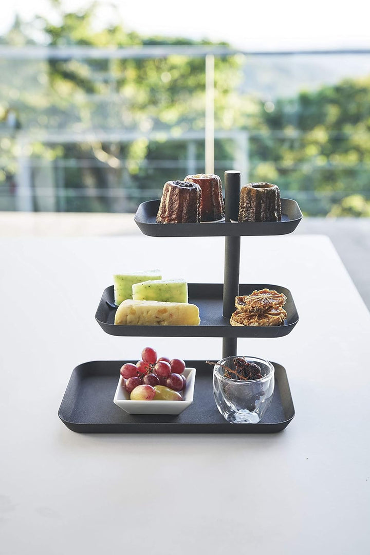 YAMAZAKI 4281 Tower Etagere, Stahl, Schwarz, One Size & Tower Küchenrollenhalter, Stahl, Schwarz, On