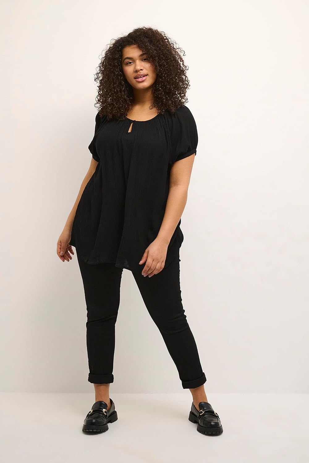 KAFFE CURVE Kurzarm-Bluse KCami Bluse Grosse Grössen Damen Kurzarm Rundhals Plus Size Shirt 44 Black