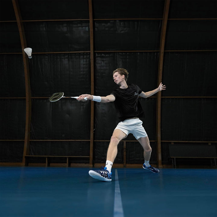 STIGA Badmintonschläger Aviox Pro - Head-Heavy Topschläger mit Exklusiver Kohlefaser für Unschlagbar